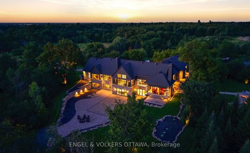 House in Ottawa, Ontario, Canada 1