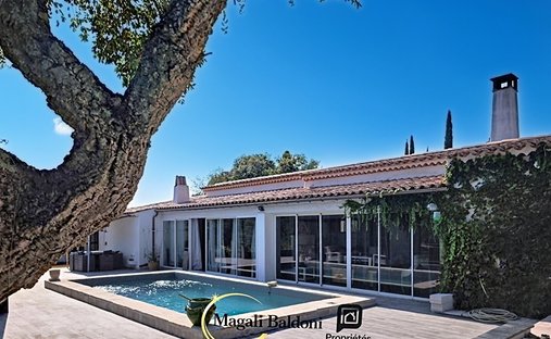 Villa in Partie Nord-Ferrieres-Cadenades-Rouviere, Le Muy, France 1