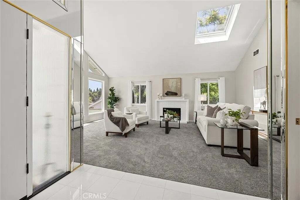House in Fullerton, California, United States 5 - 18654285