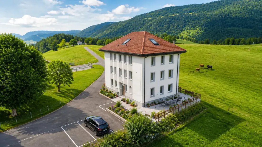 House in Val-de-Travers, Neuchâtel, Switzerland 2 - 18652944