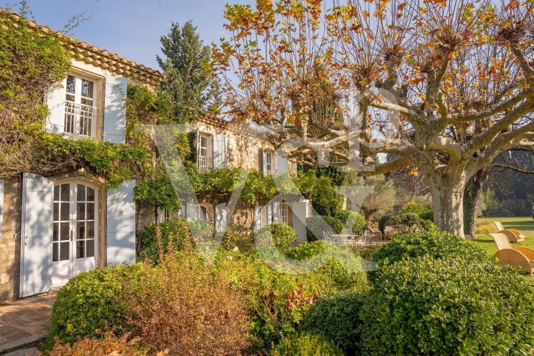 Country House in Eygalières, Provence-Alpes-Côte d'Azur, France 2 - 16150582