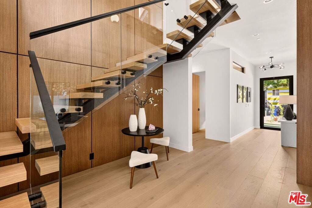 House in Los Angeles, California, United States 3 - 18653215