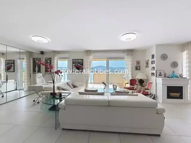 Apartment in Fontmerle, Antibes, France 3 - 15900991