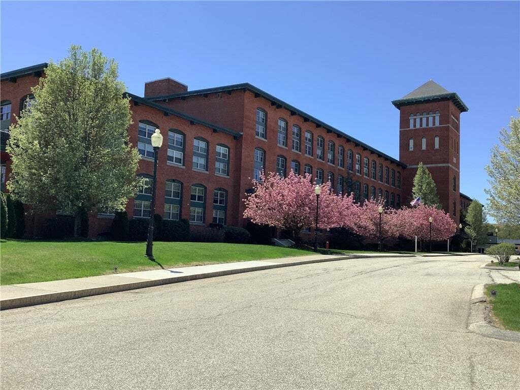 Condominio a North Smithfield, Rhode Island, Stati Uniti 1 - 18650744