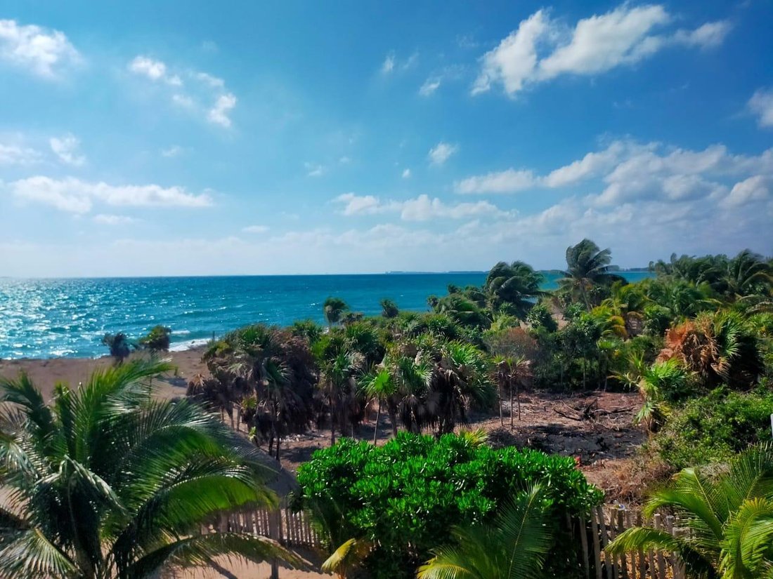 Land in Isla Mujeres, Quintana Roo, Mexico 1 - 18651648