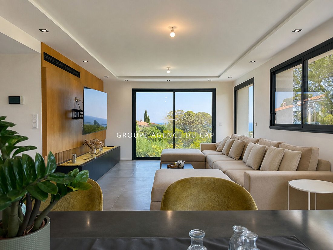 Villa in Frejus, Provence-Alpes-Côte d'Azur, France 3 - 18593143