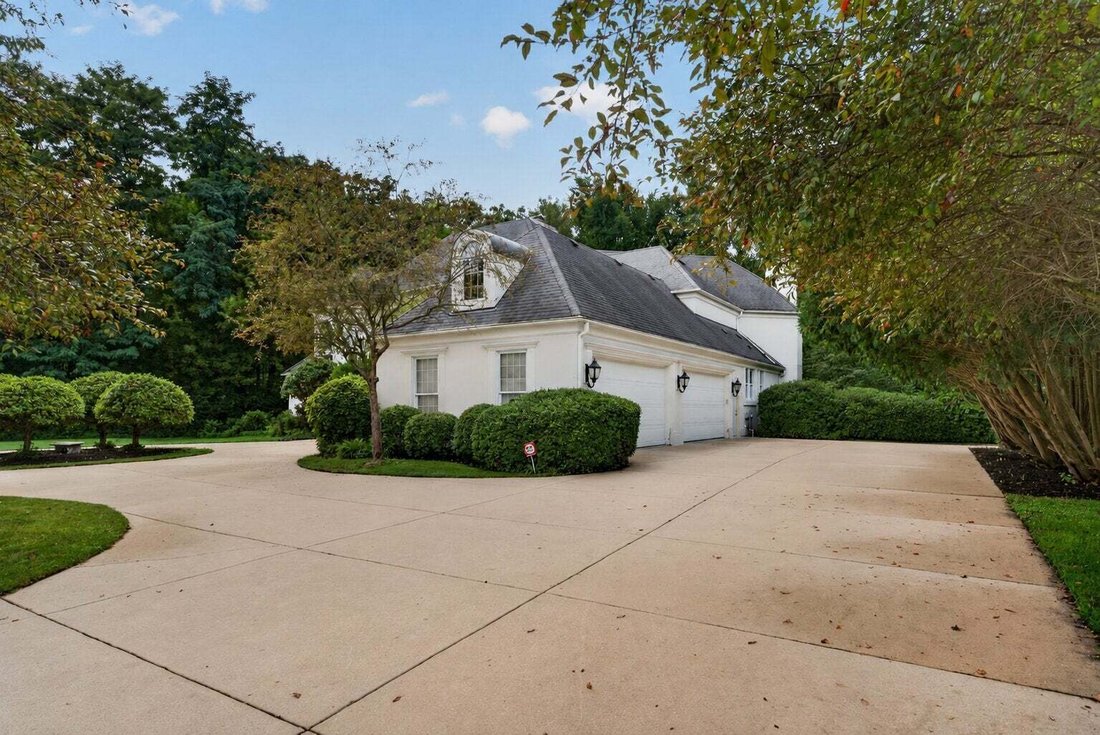 House in Campton Hills, Illinois, United States 3 - 18654280