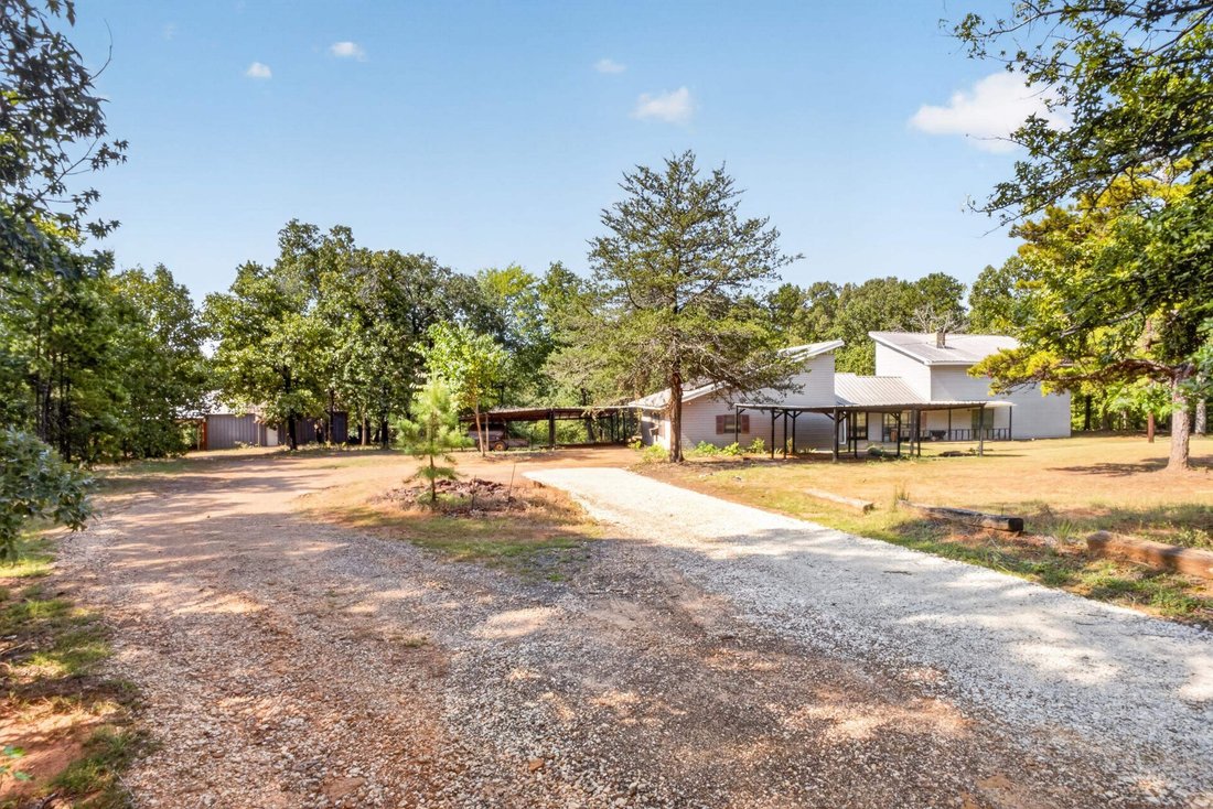 House in Gilmer, Texas, United States 3 - 18652787