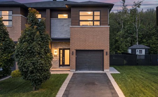 House in Mascouche, Quebec, Canada 1