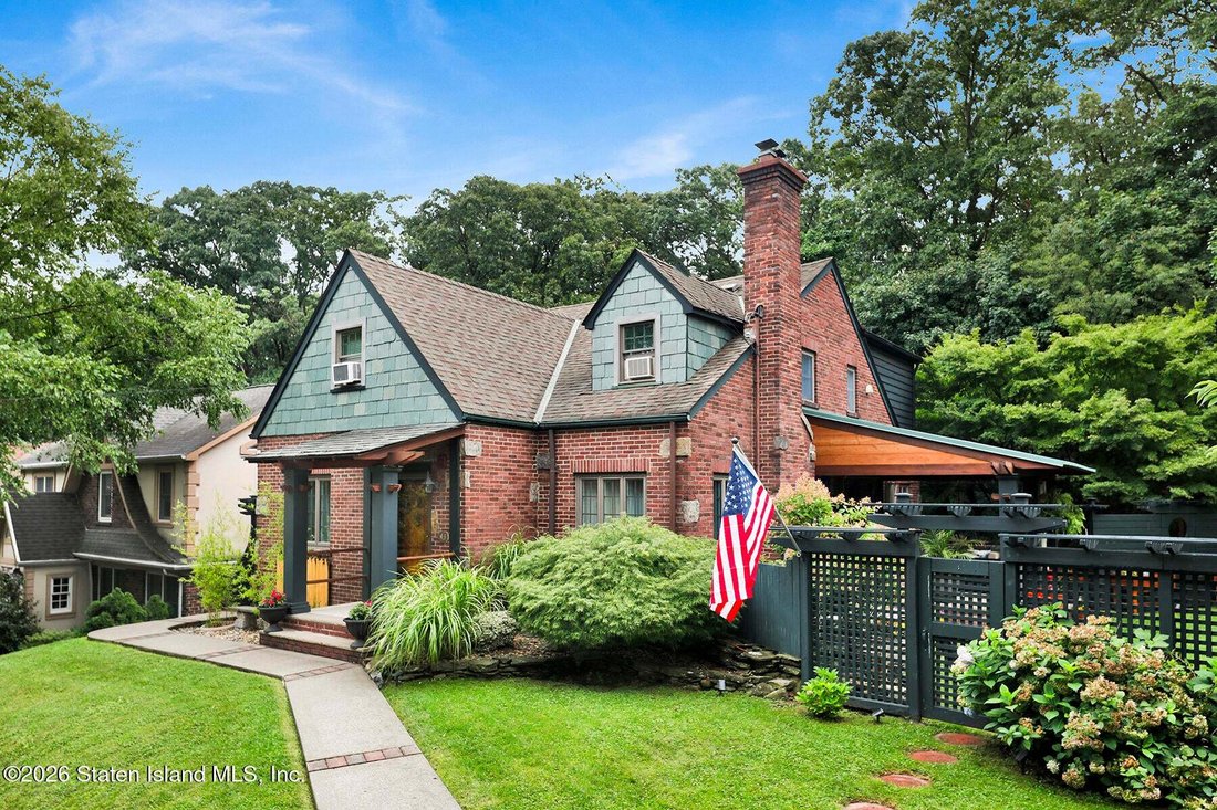 House in New York, New York, United States 3 - 18653613