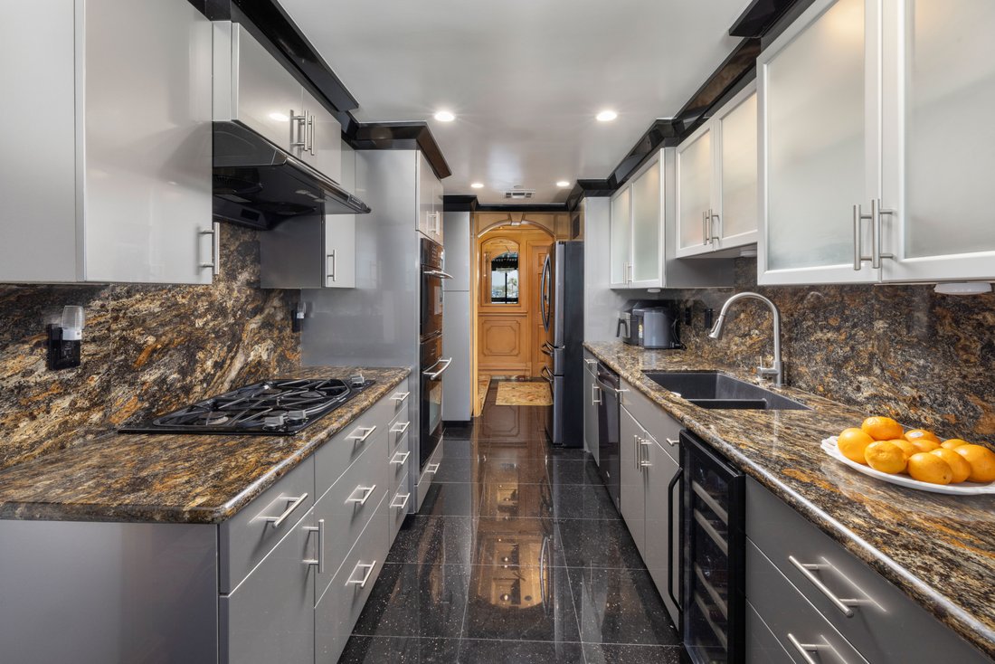 Condo in Huntington Beach, California, United States 4 - 18651948