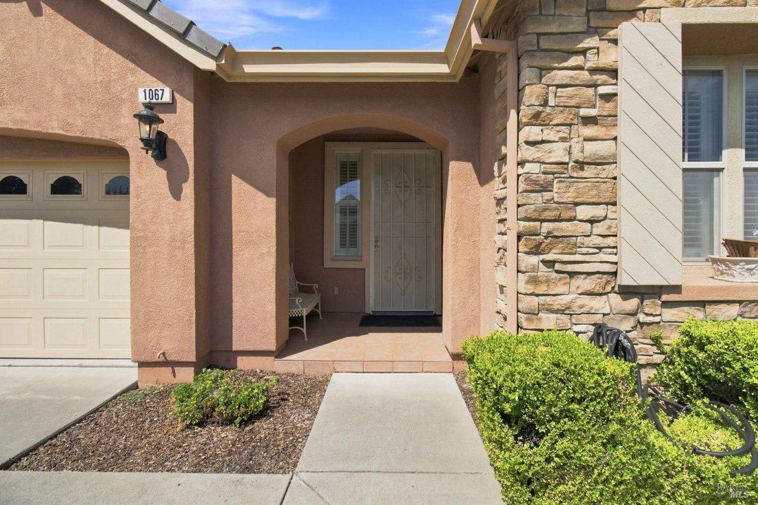 House in Vacaville, California, United States 3 - 18652550
