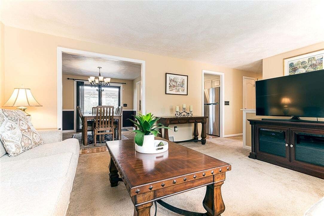 House in Warwick, Rhode Island, United States 5 - 18650725
