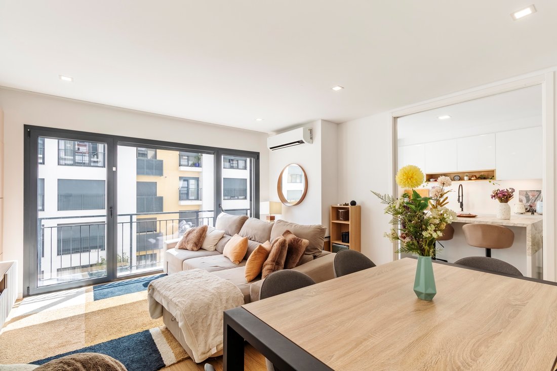 Apartment in Aguas Livres, Lisbon, Portugal 1 - 18655284