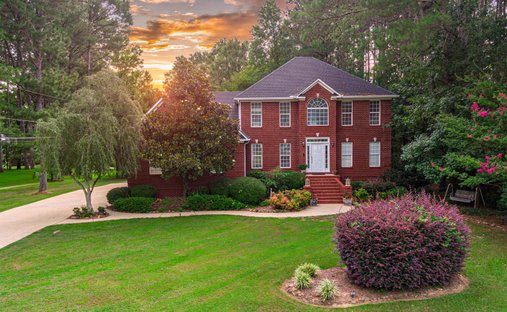House in Hokes Bluff, Alabama, United States 1