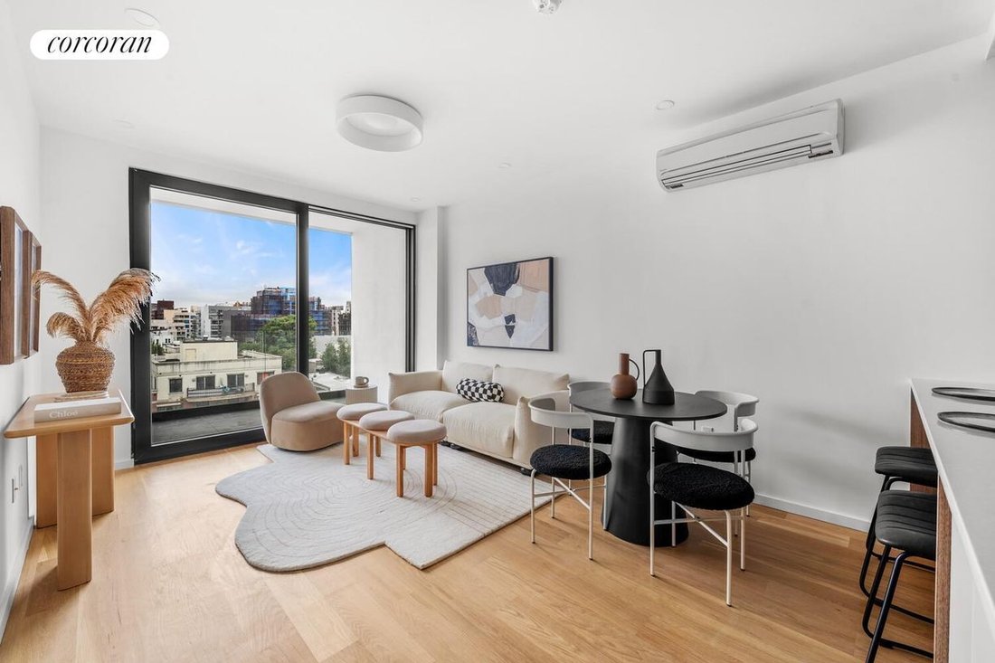 Condo in New York, New York, United States 1 - 18652546