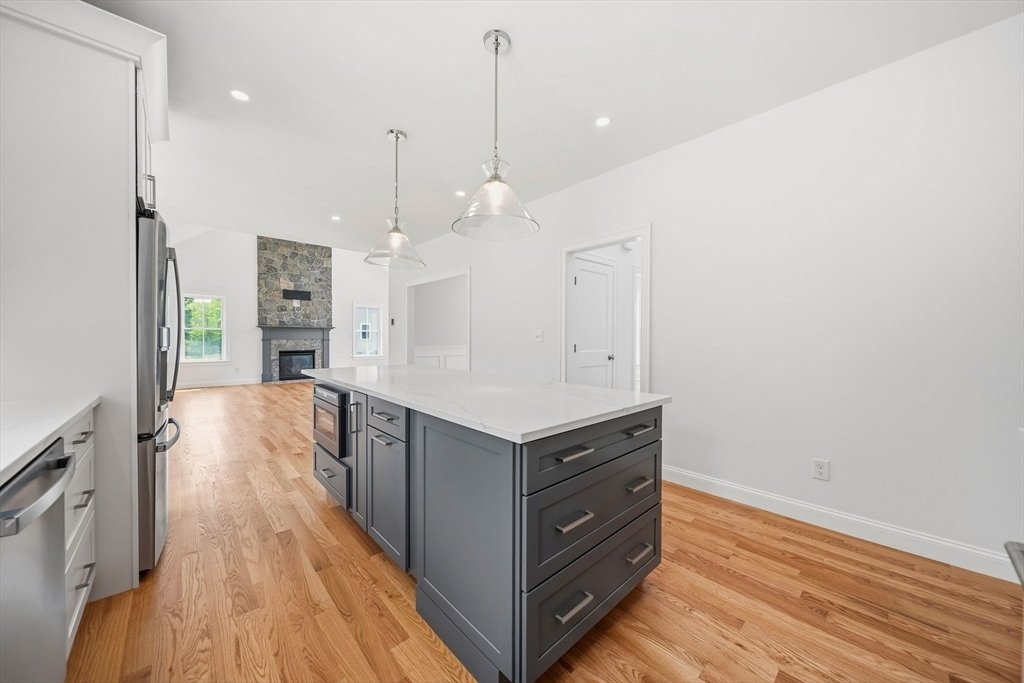 House in Westford, Massachusetts, United States 3 - 18656242