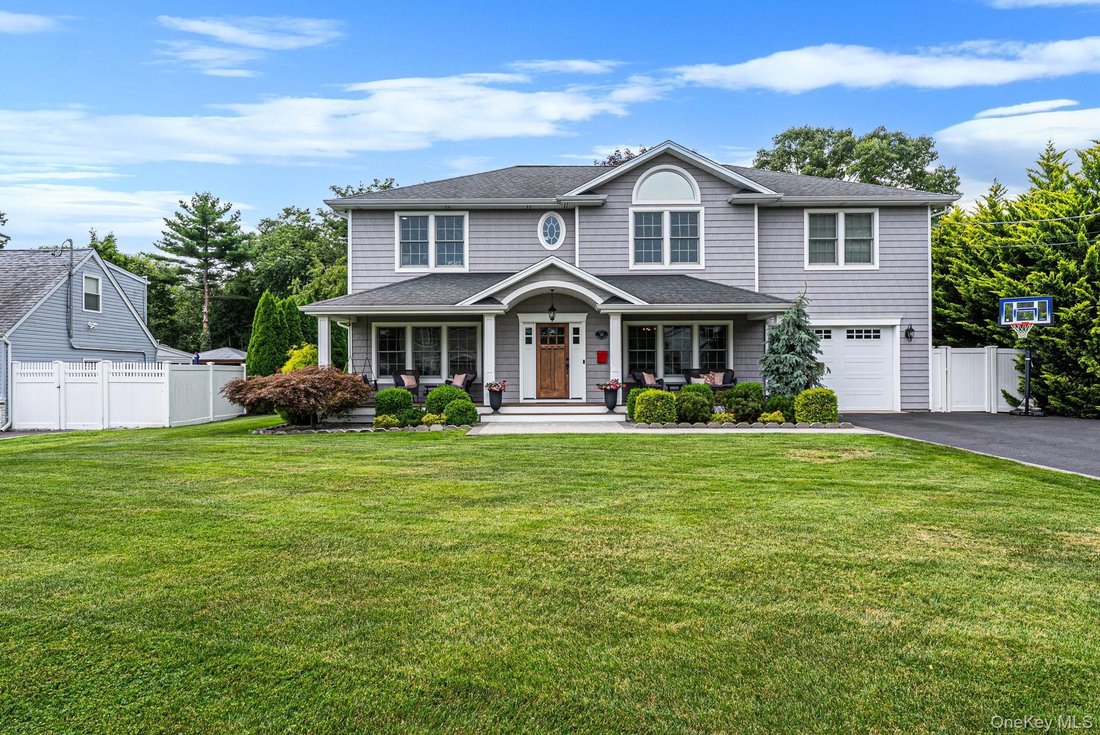 House in Bay Shore, New York, United States 1 - 18650803