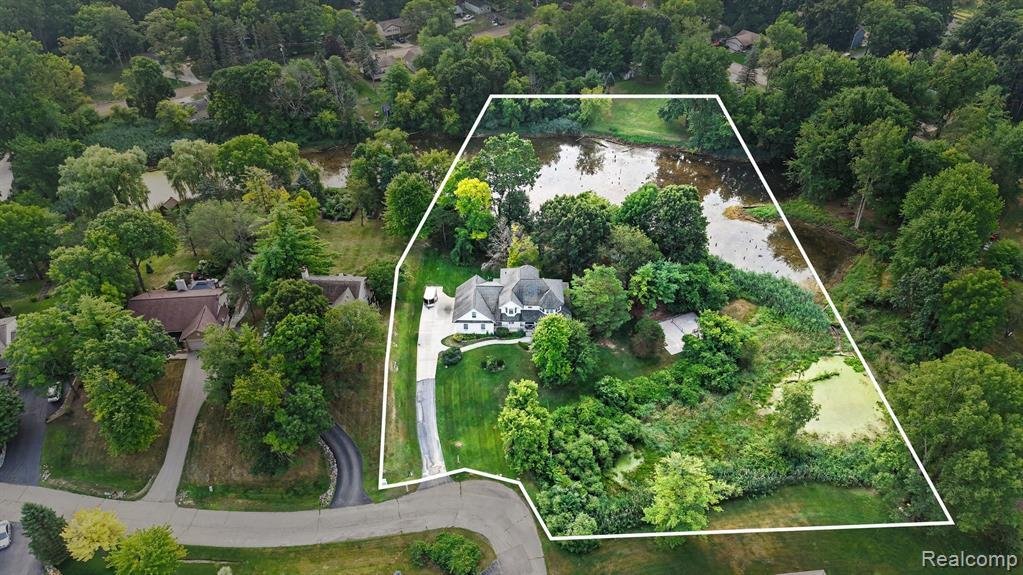 House in Orion charter Township, Michigan, United States 2 - 18423589