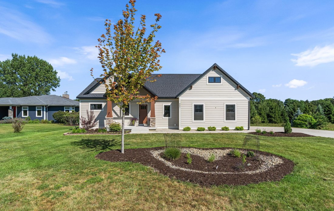 House in Fennville, Michigan, United States 1 - 18656050