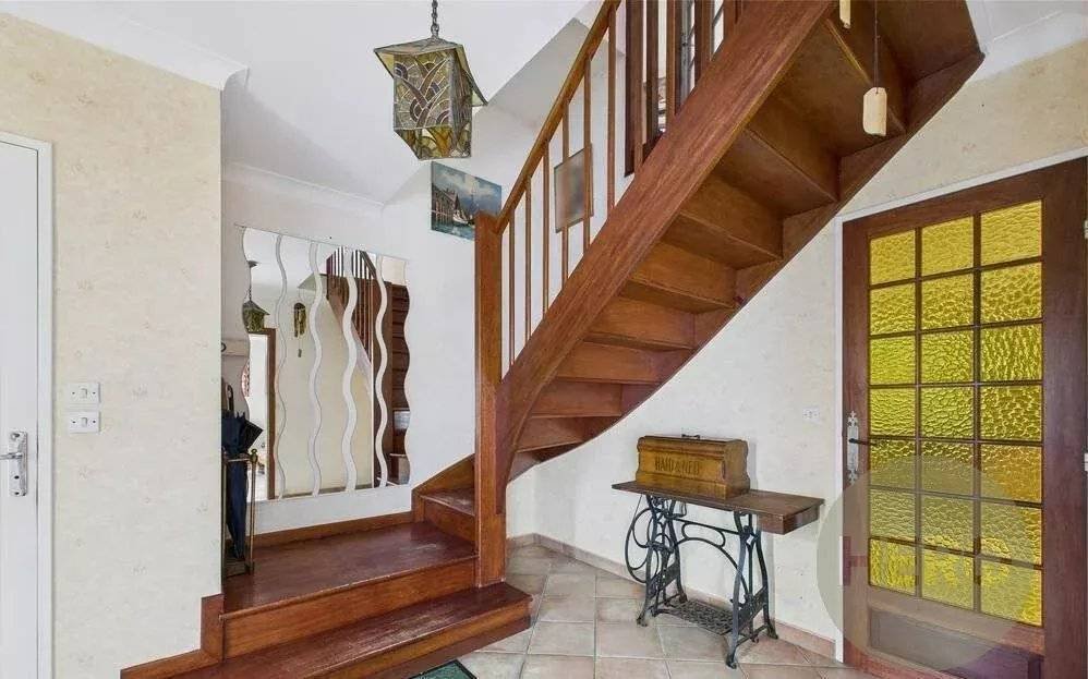 House in Le Village, Elancourt, France 5 - 16386702