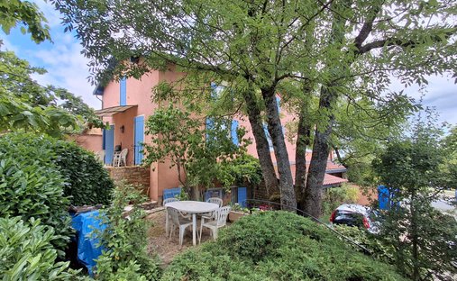 Villa in Fleurieux-sur-l'Arbresle, Auvergne-Rhône-Alpes, France 1