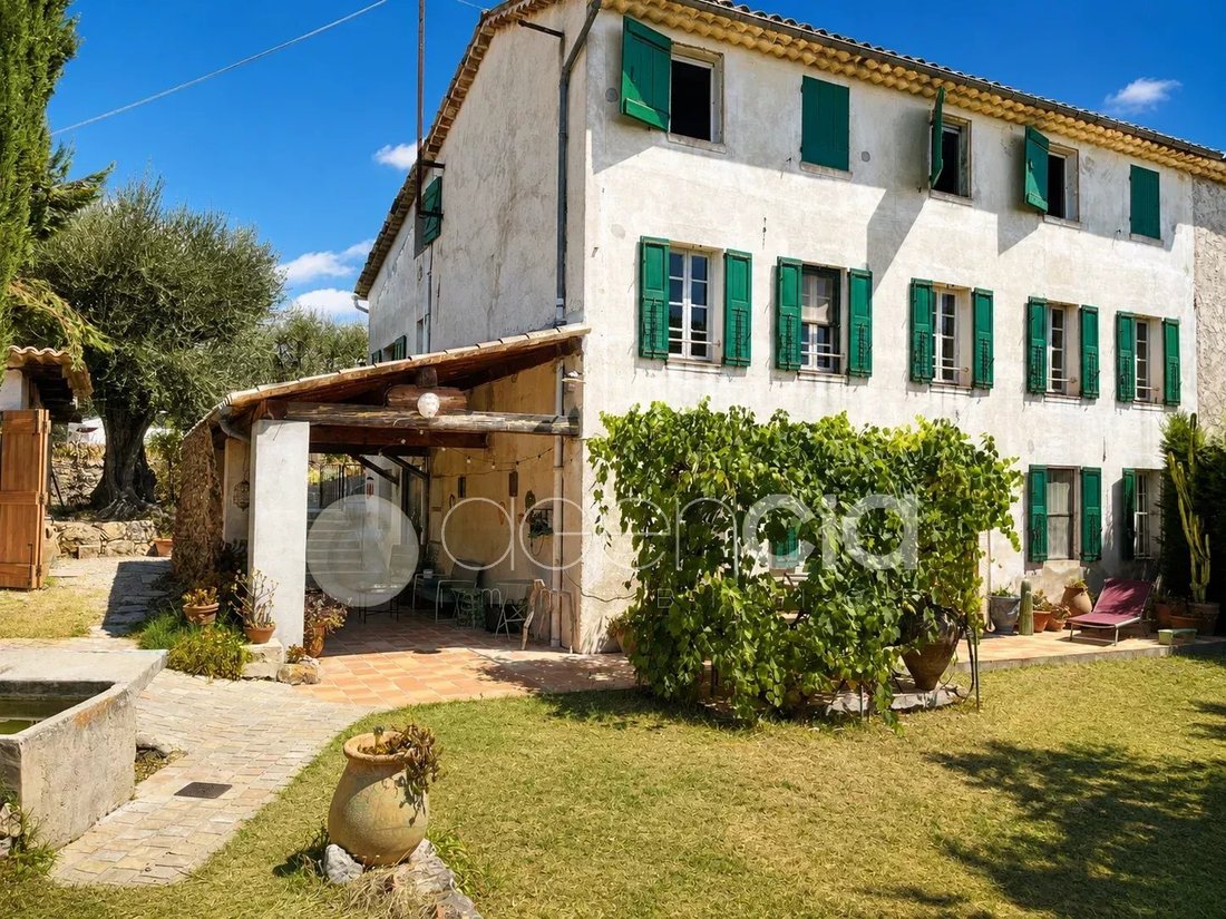 House in Grasse, Provence-Alpes-Côte d'Azur, France 1 - 18651926