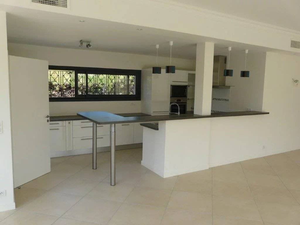 Villa in Mougins, Provence-Alpes-Côte d'Azur, France 3 - 15503110