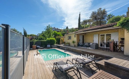 Villa in Sud Ouest, Bormes-les-Mimosas, France 1