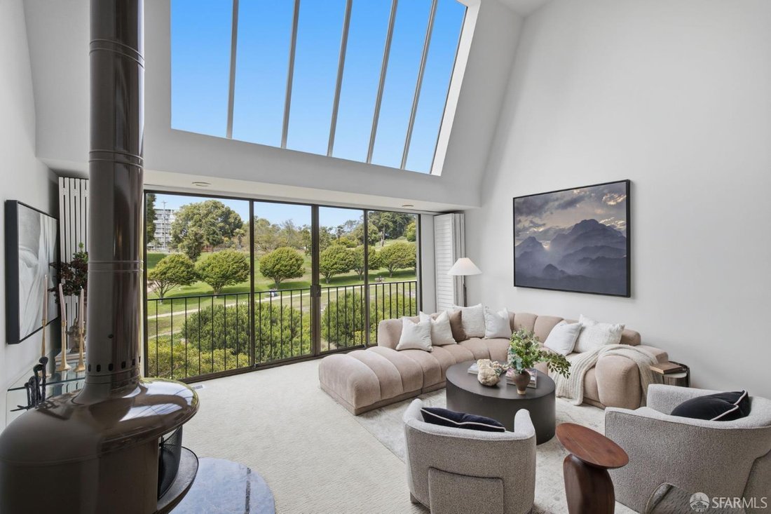 Condo in San Francisco, California, United States 3 - 18652837