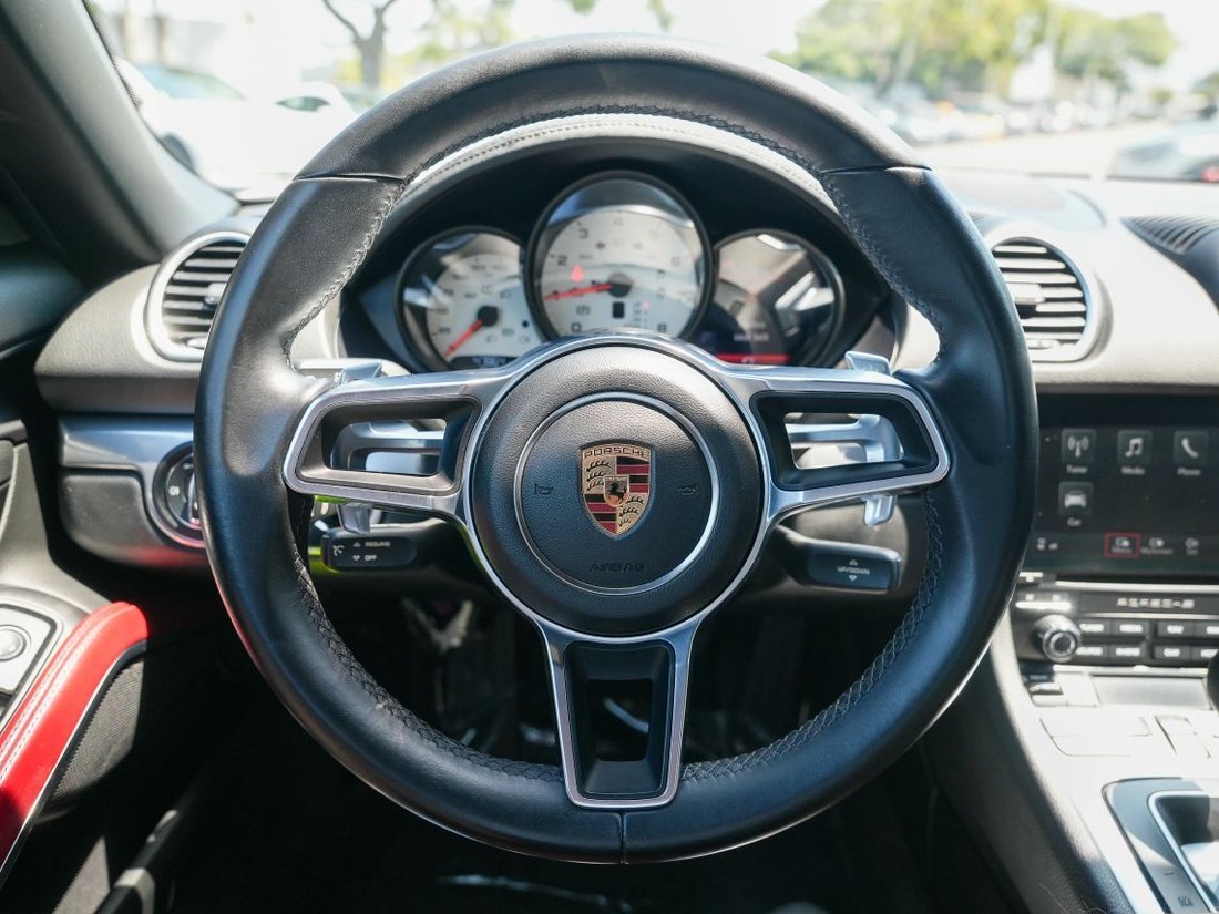 Cabriolet in Costa Mesa, CA, United States 5 - 18619308