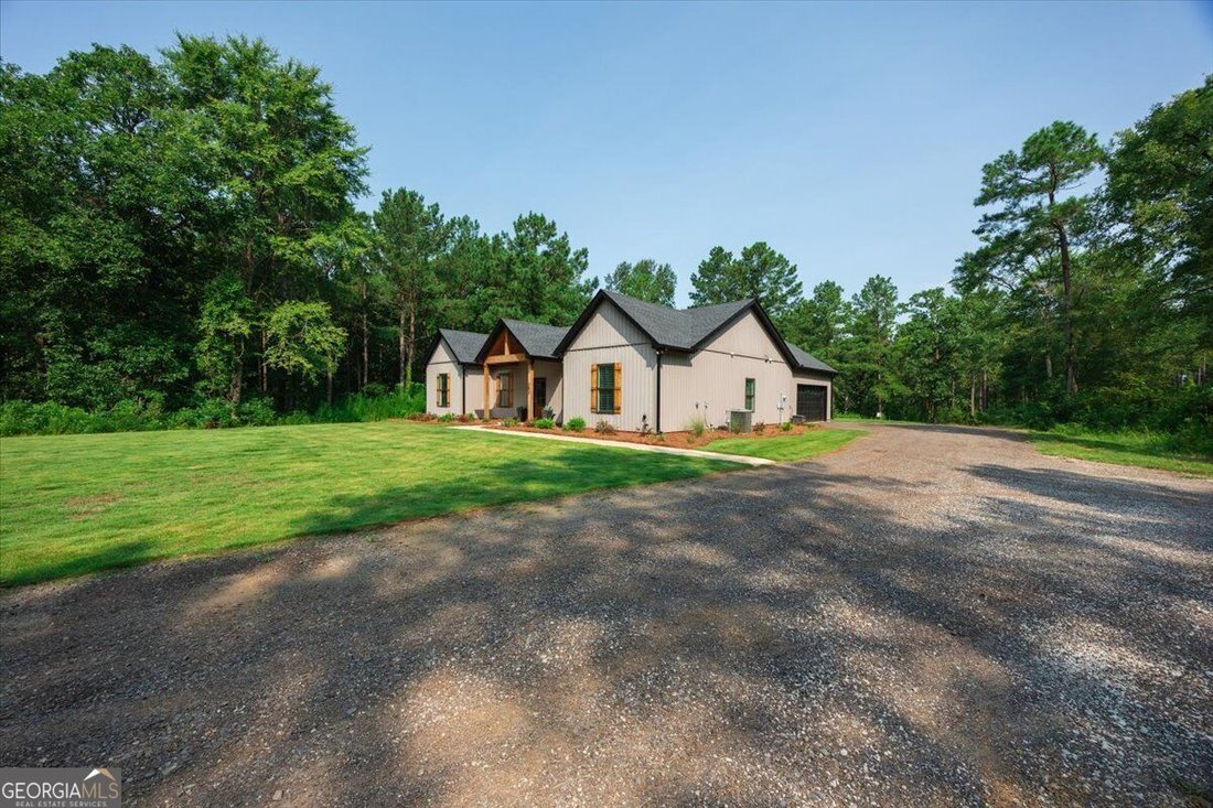 House in Bolingbroke, Georgia, United States 3 - 18654236