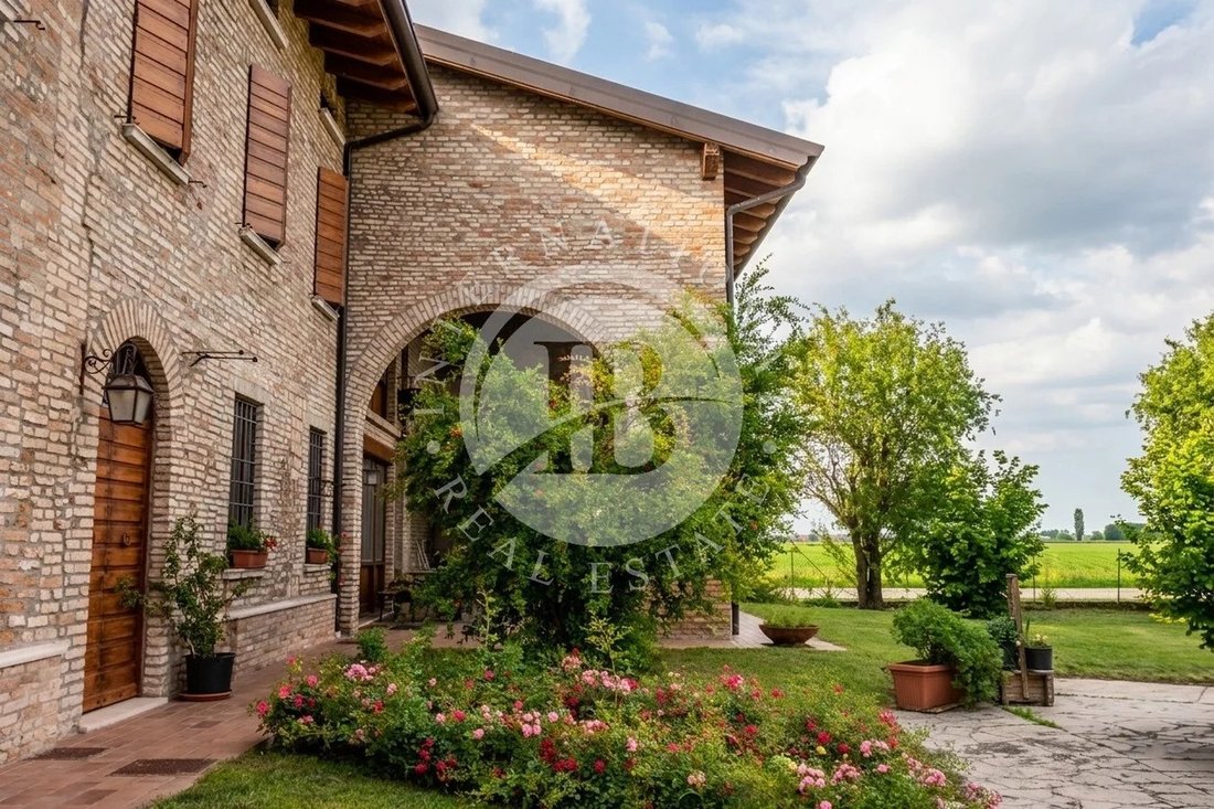 Villa in Ceresara, Lombardy, Italy 2 - 18651968