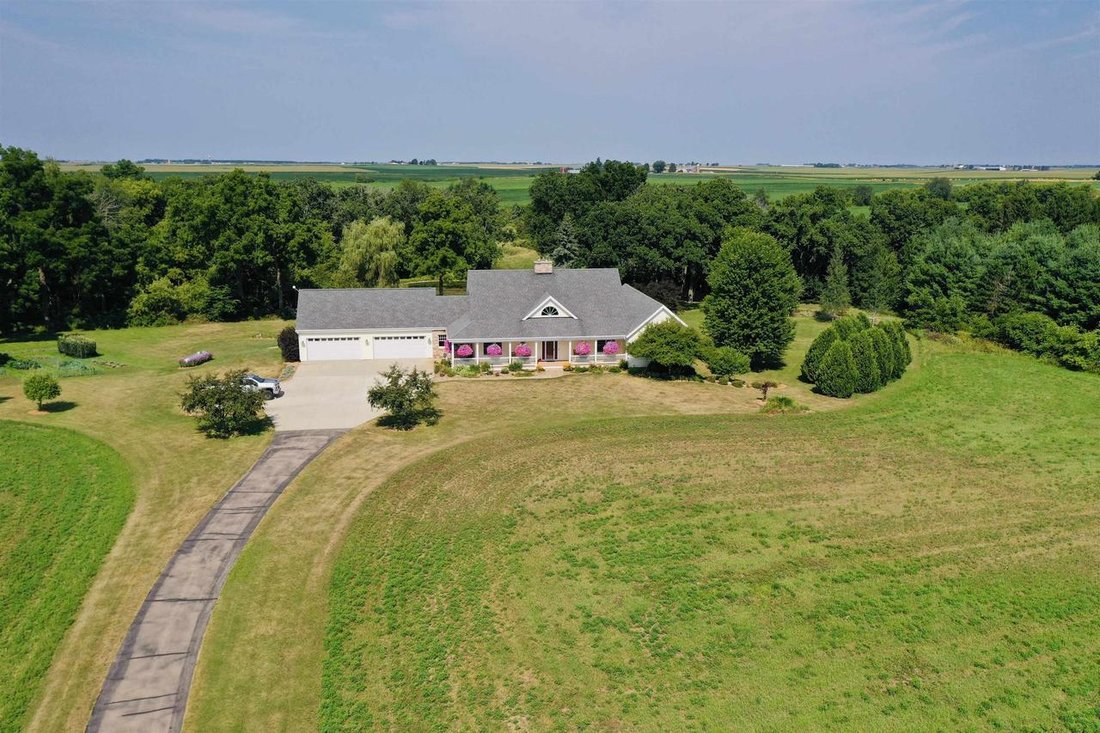 House in Waupun, Wisconsin, United States 1 - 18652914