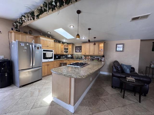 House in El Cajon, California, United States 4 - 18651677