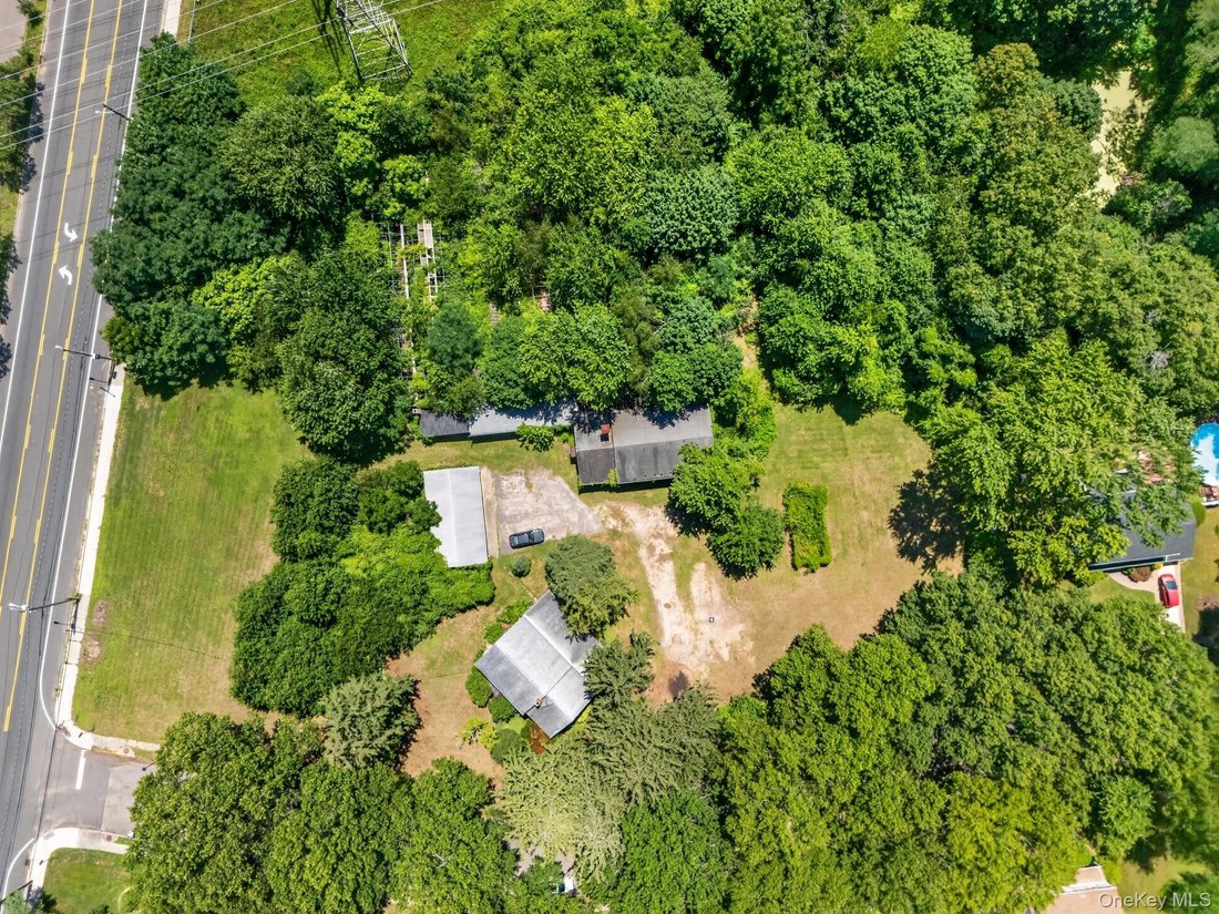 House in Huntington Station, New York, United States 1 - 18653416