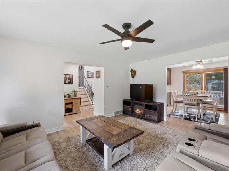 House in Wood Dale, Illinois, United States 3 - 18654358