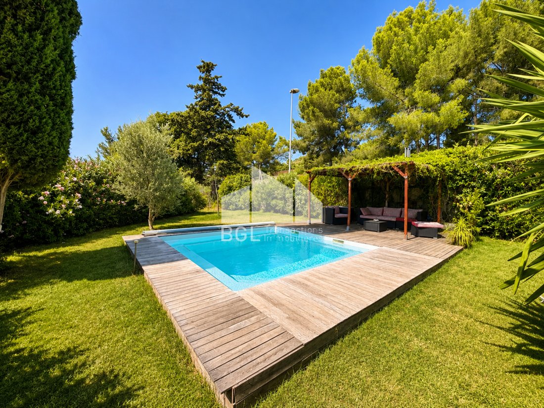 House in Nord Est, Bormes-les-Mimosas, France 2 - 18653561