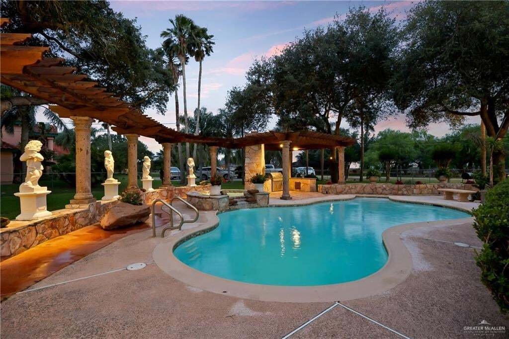 House in Weslaco, Texas, United States 4 - 18651044