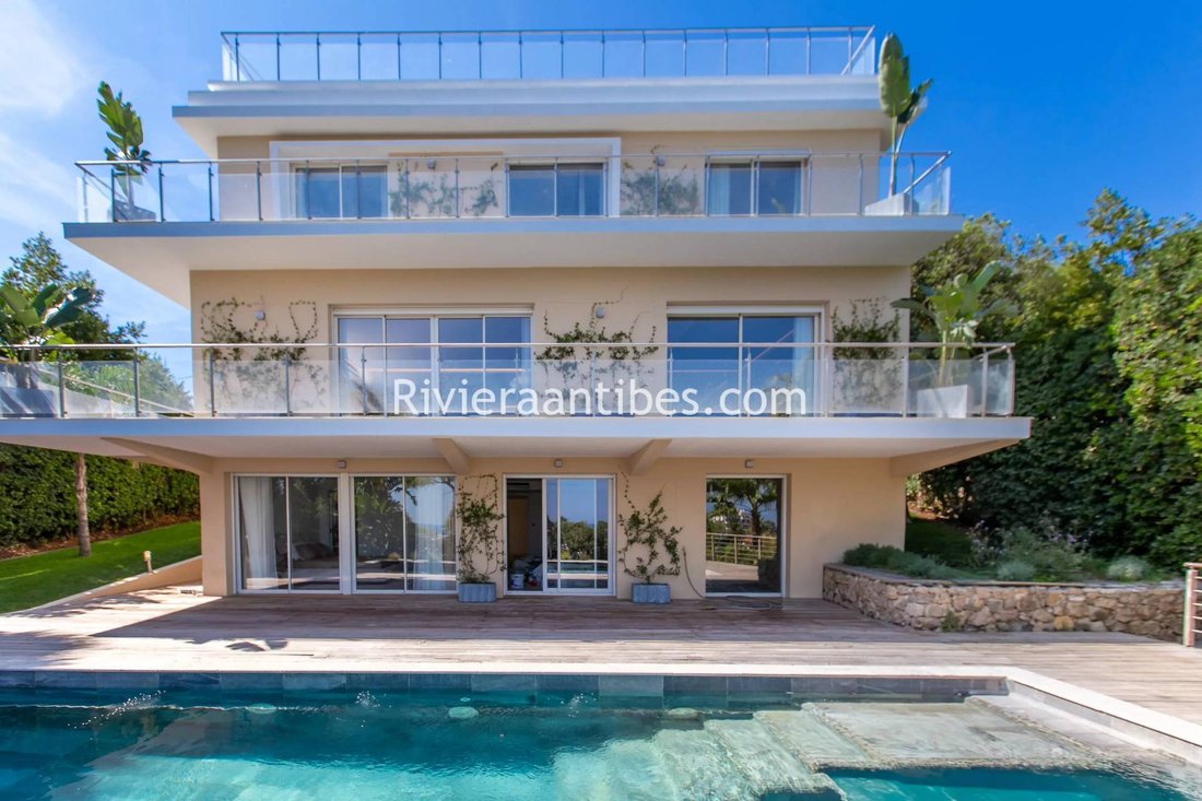 Villa in Les Cougoulins-Rastines, Antibes, France 1 - 17103981