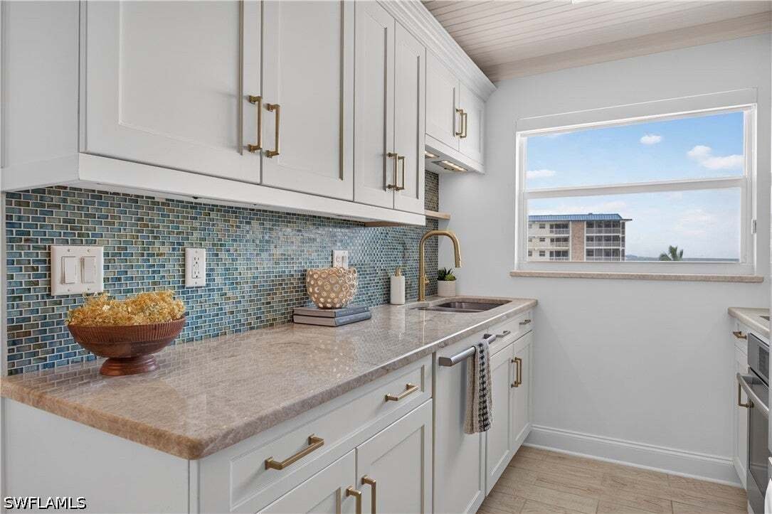 Condo in Bonita Springs, Florida, United States 5 - 18652985