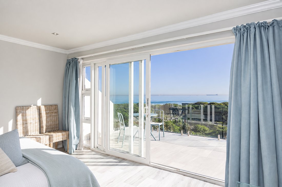 Townhouse in Woodbridge Island, Cape Town, South Africa 2 - 18651227