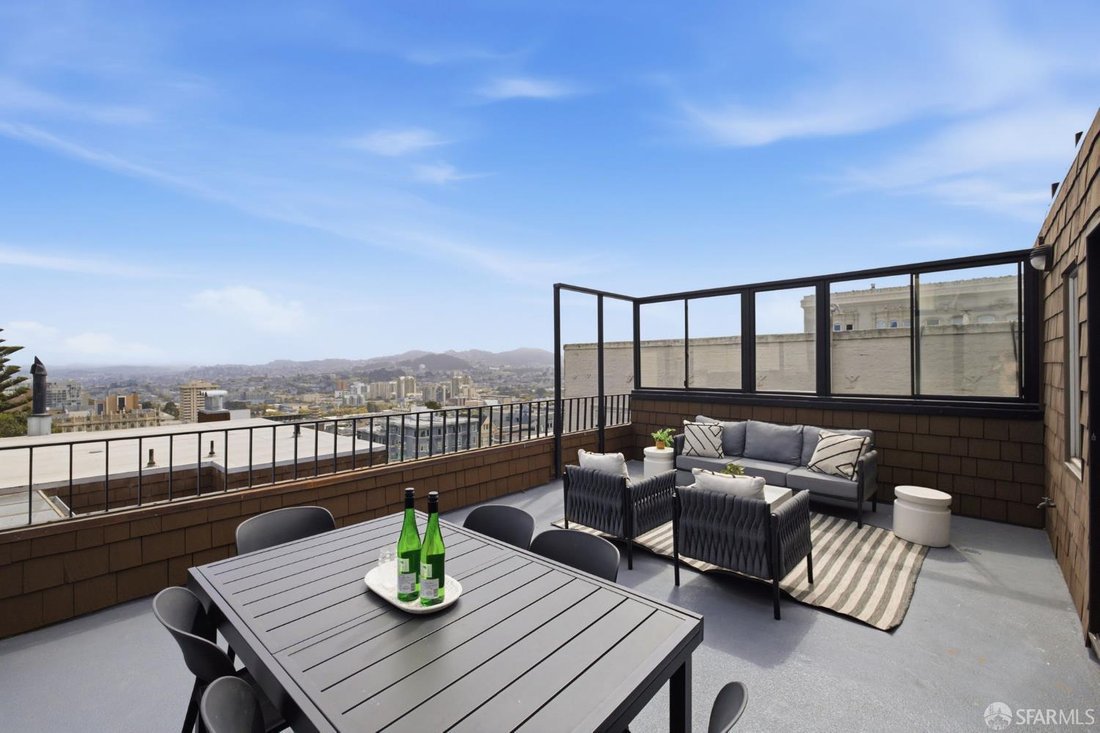 Condo in San Francisco, California, United States 2 - 18652837