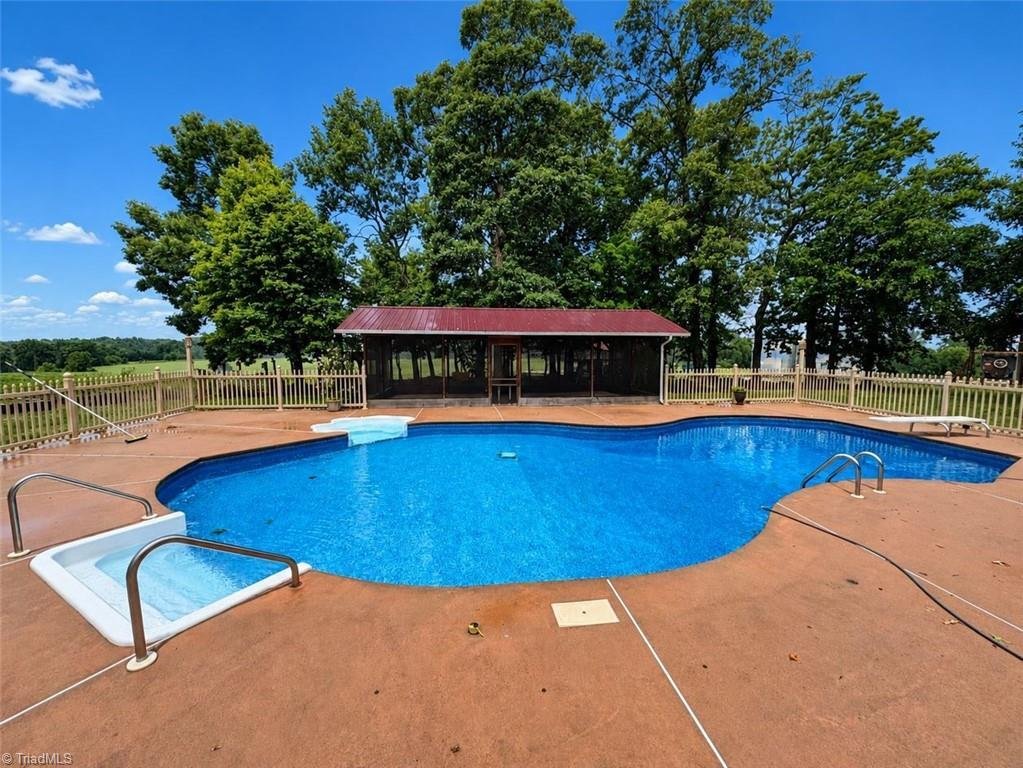 Haus in Dobson, North Carolina, Vereinigte Staaten 3 - 17565669