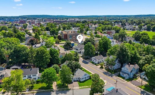 House in Nashua, New Hampshire, United States 1