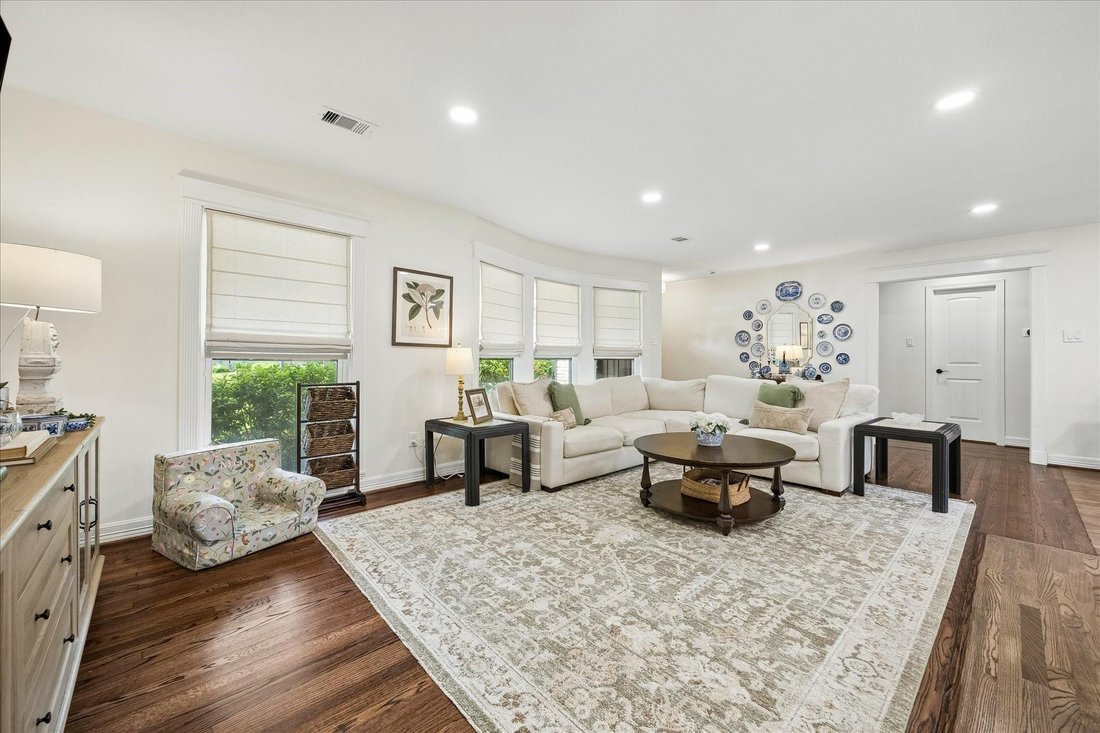 House in Houston, Texas, United States 3 - 18654956