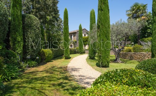 Haus in Cabrières-d'Avignon, Provence-Alpes-Côte d'Azur, Frankreich 1