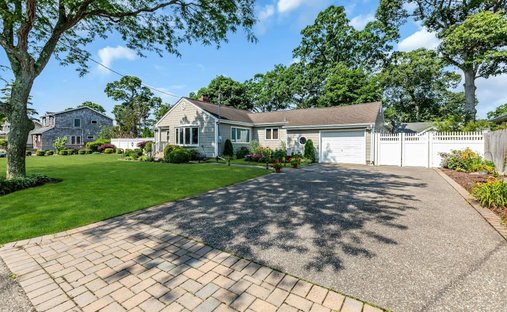 House in Bayport, New York, United States 1