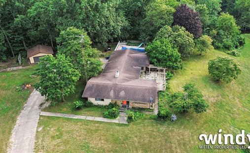 House in Watervliet, Michigan, United States 1