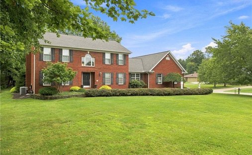 House in Willoughby Hills, Ohio, United States 1